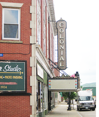 Colonial Theater, 2001